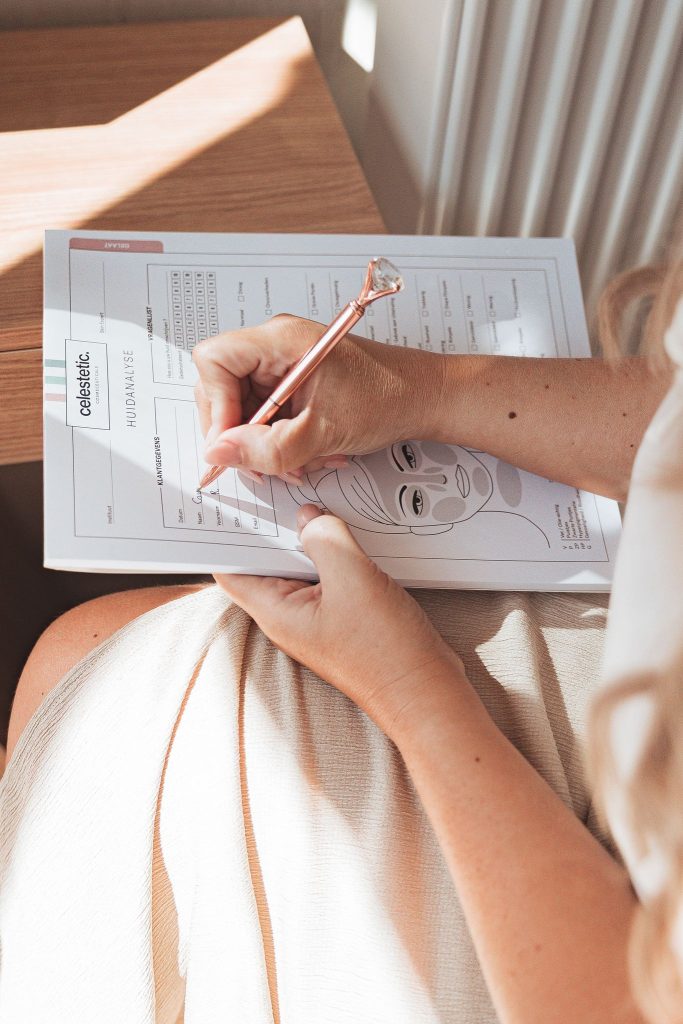 Persoonlijk behandelplan na huidanalyse bij Beauté Huidexpertise Ieper